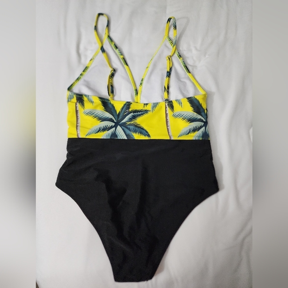 👙 Monokini - Picture 2 of 2